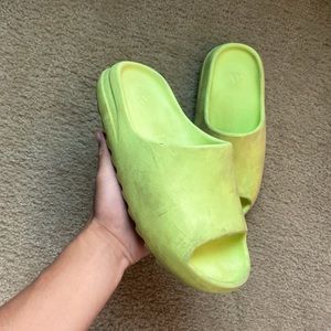 Yeezy “Glow” Slides
